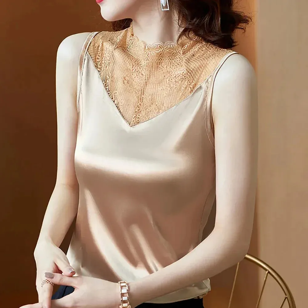 2022 new hot vests Versatile Strap Vest Large Women's Dress in Spring and Autumn Wear a sleeveless bottomed lace V-neck top tank