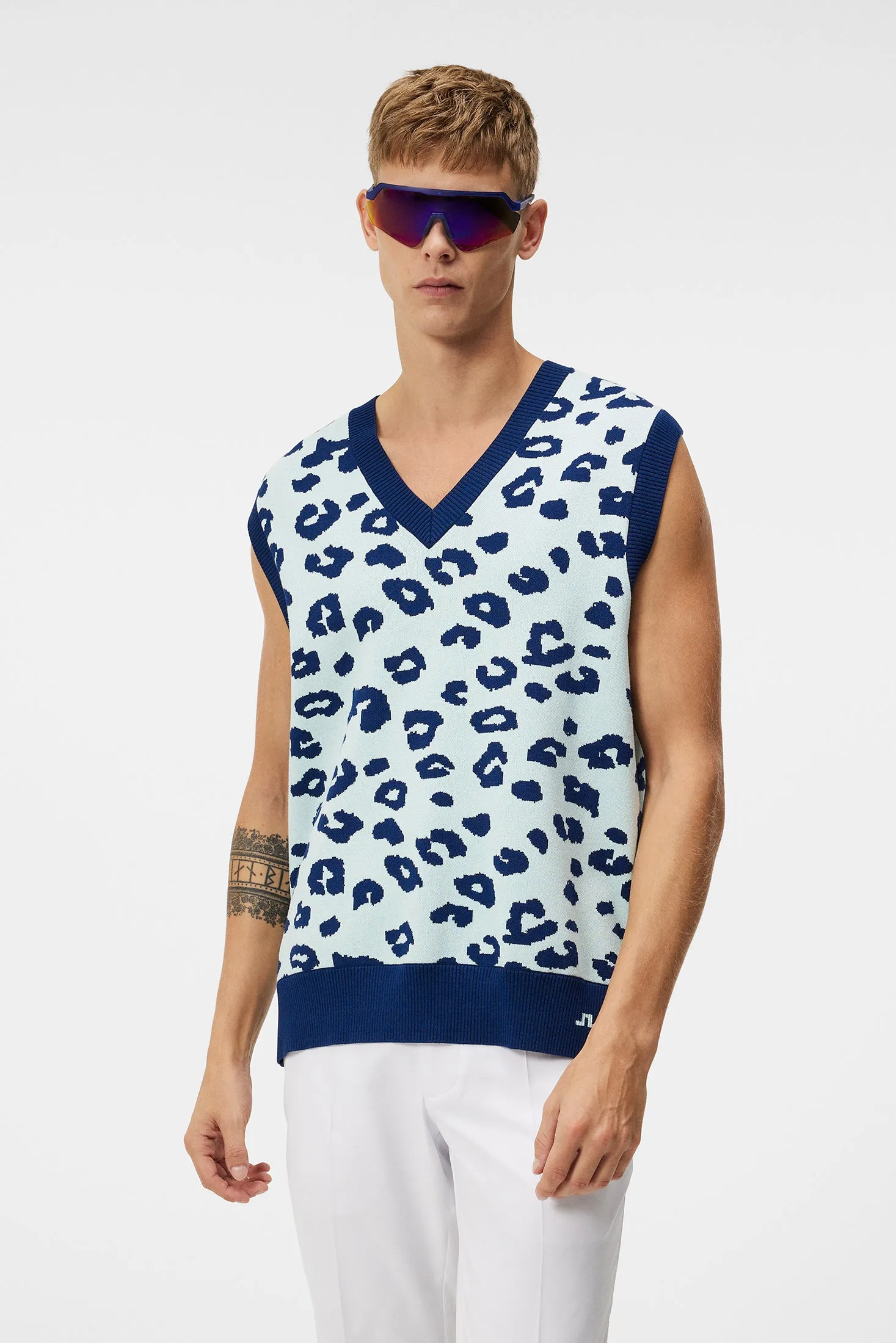 J.Lindeberg Mens Elian Knitted Vest - SAVANNA SPA
