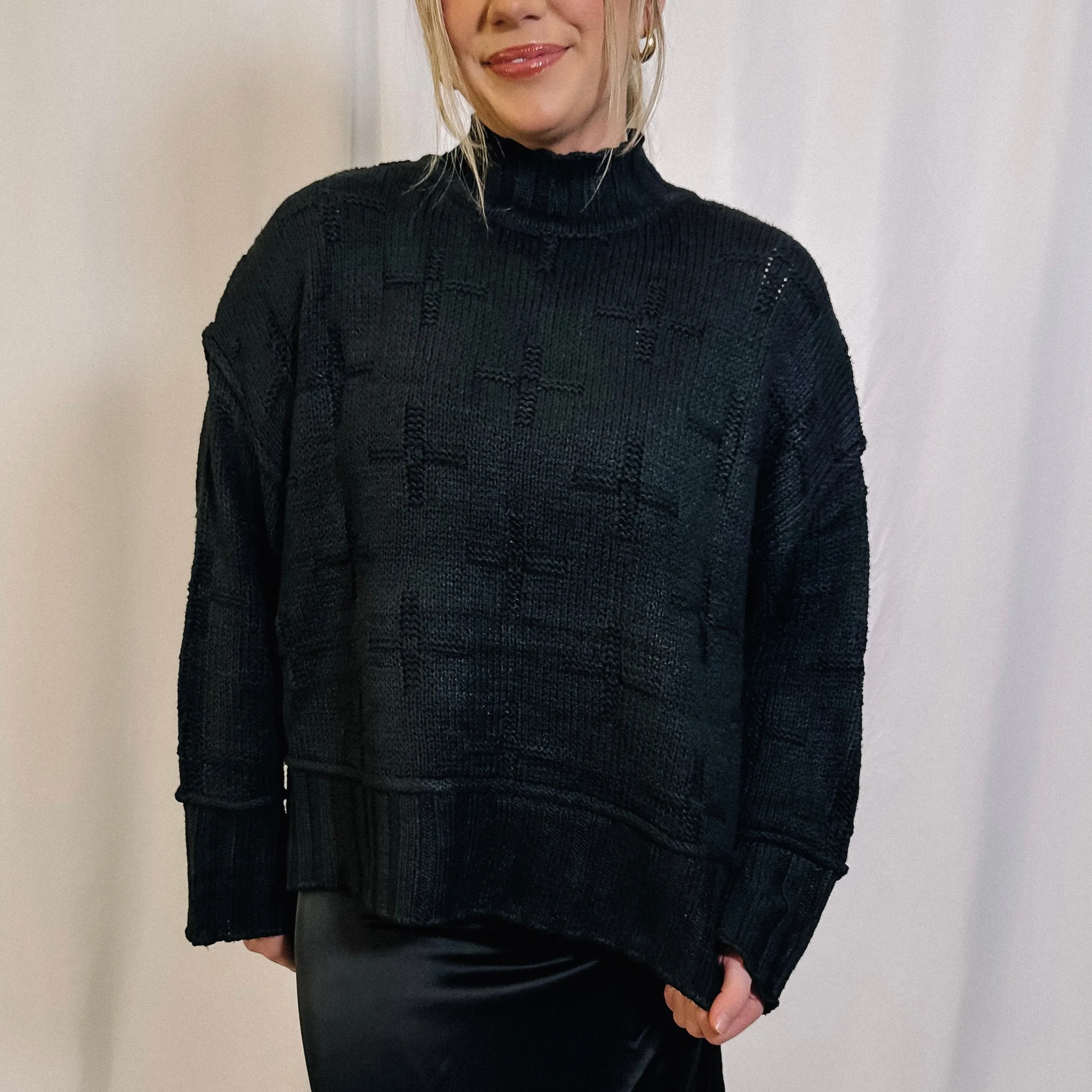 Look Closer Turtleneck