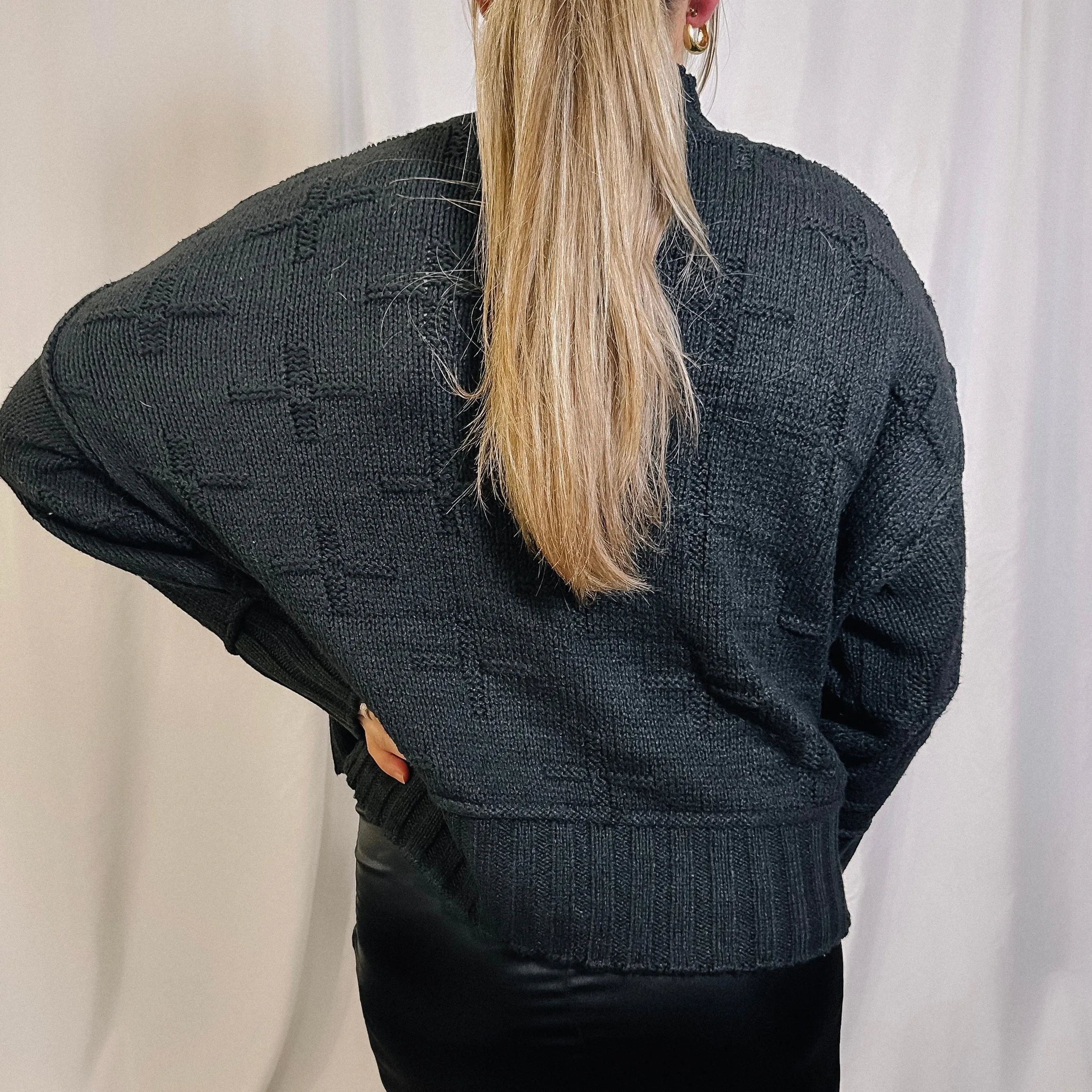 Look Closer Turtleneck