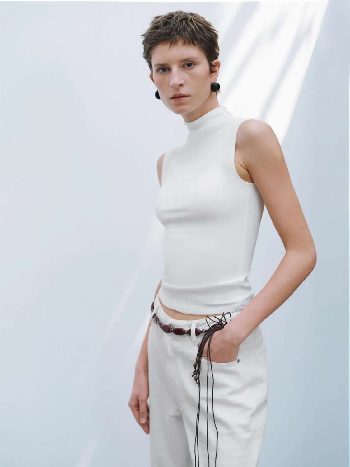 Mock Neck Sleeveless Vests