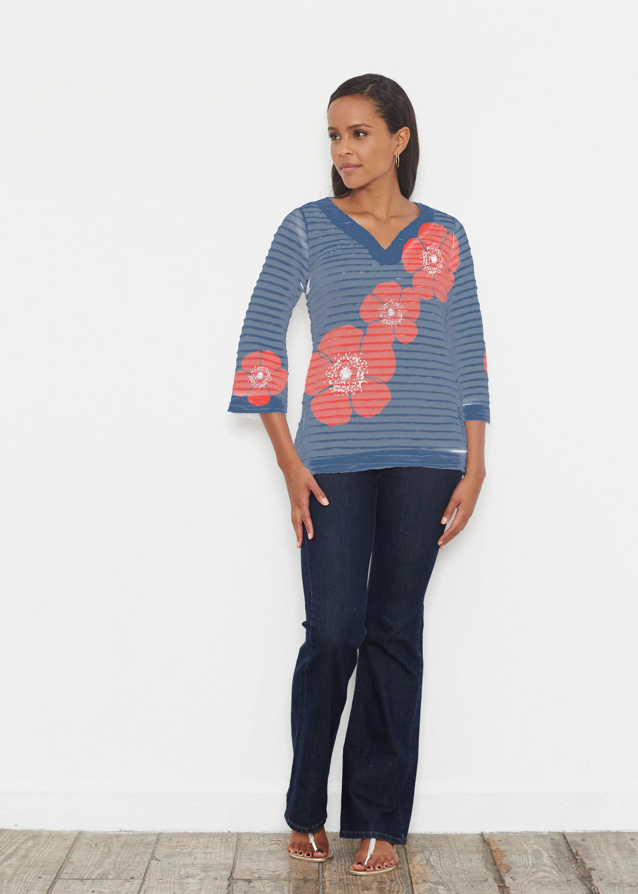 Poppy Red Navy (7021) ~ Banded 3/4 Bell-Sleeve V-Neck Tunic