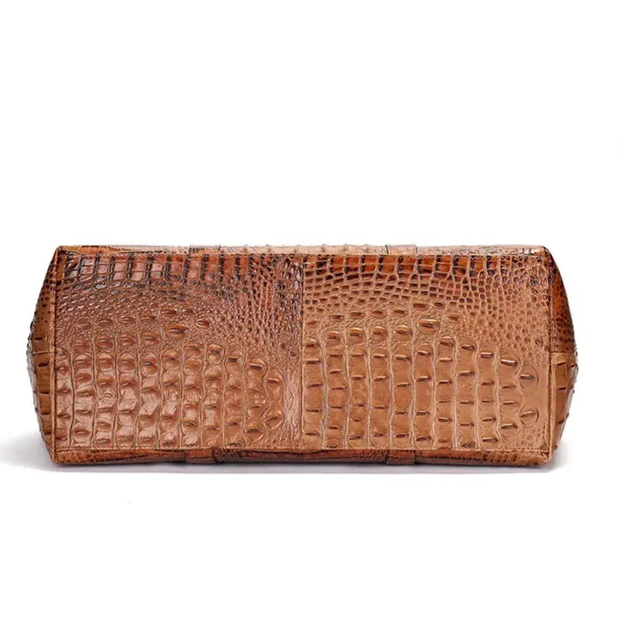 Sophisticated Crocodile-Travel Bag